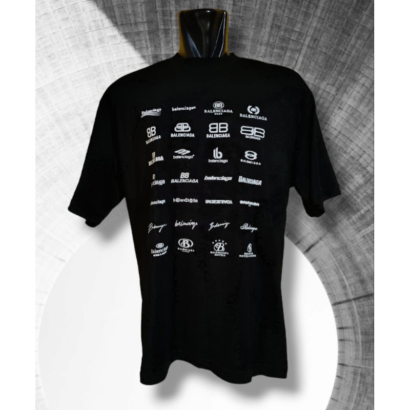 KAOS BALENCIAGA
