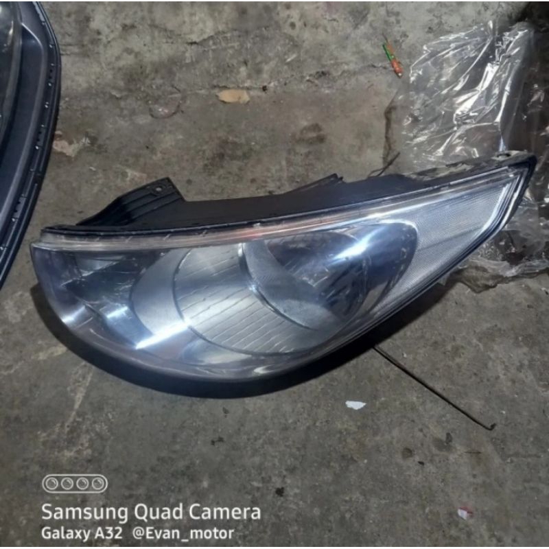 Headlamp lampu depan hyundai Tucson