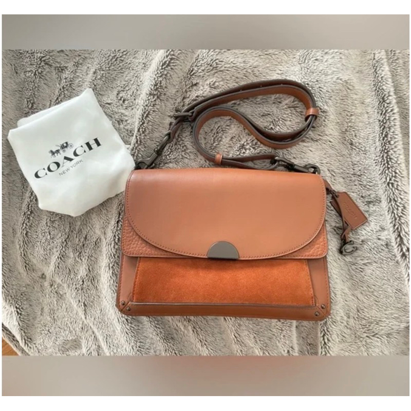 coach dreamer shoulder bag