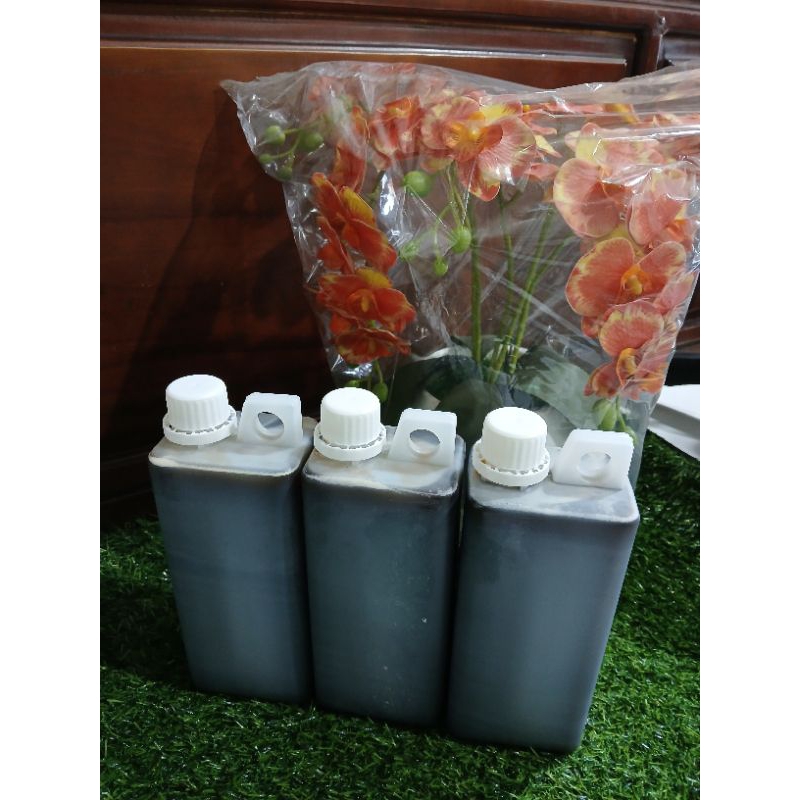 

MADU HITAM isi 1lt=1.500kg