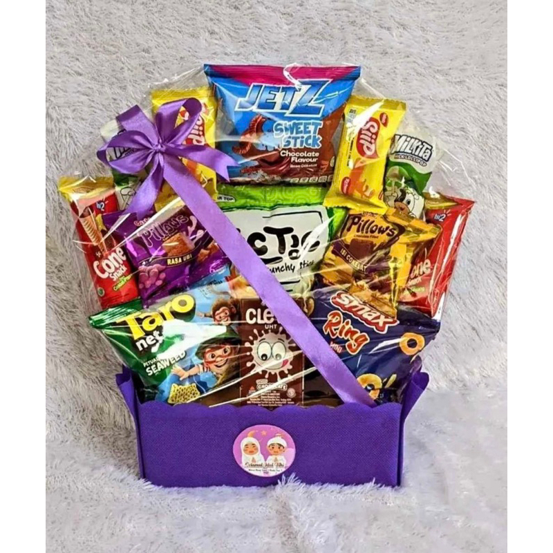 

PARCEL LEBARAN/HAMPERS ANAK ANAK/Mading snack ultah/snack tower ultah