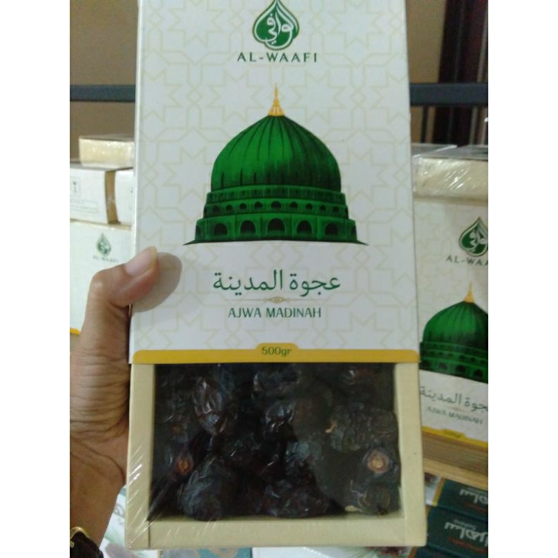 

Kurma Ajwa Madinah