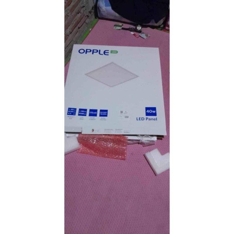 Lampu Slim Panel LED 40W Opple persegi