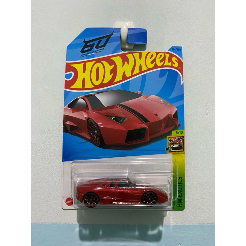 Hotwheels Lamborghini Reventon red