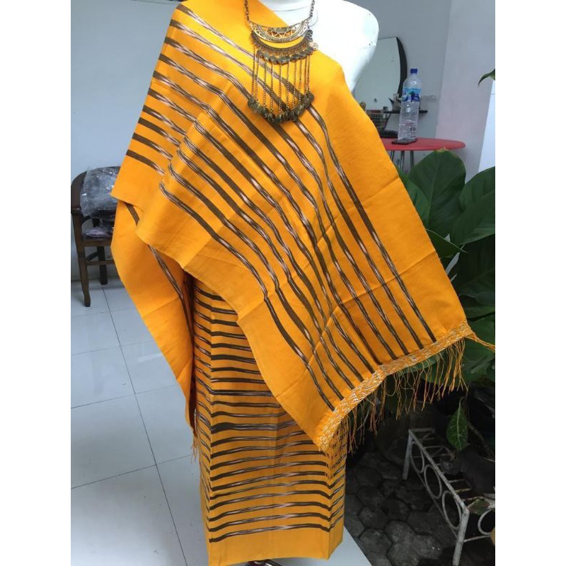 TENUN TARUTUNG MOTIF MANGIRING