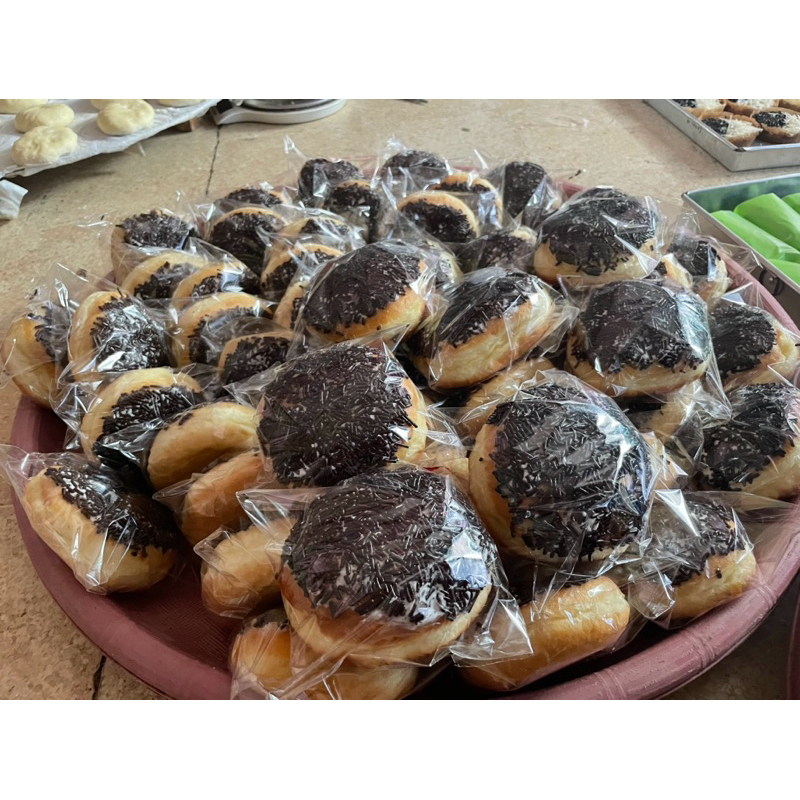 

Donat meses coklat