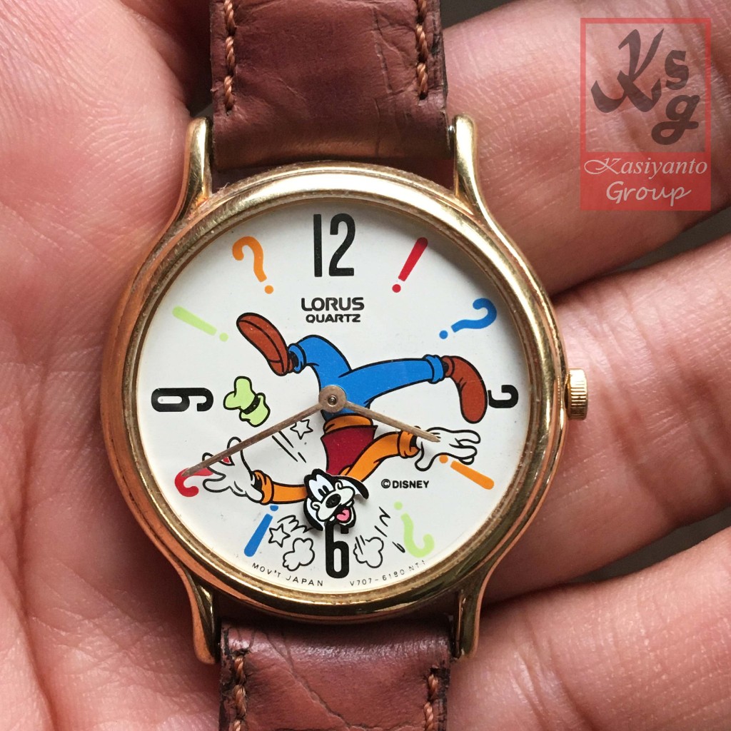 Preloved Jam Vintage Lorus Disney Goofy