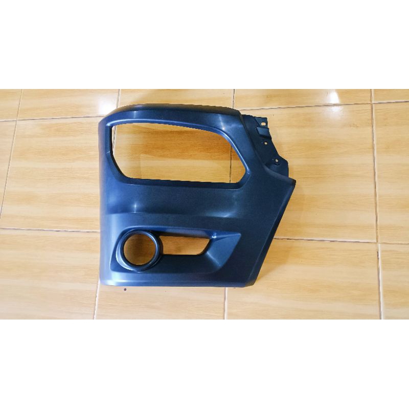 Bumper depan sebelah Kanan Hino 500 Louhan Chamber