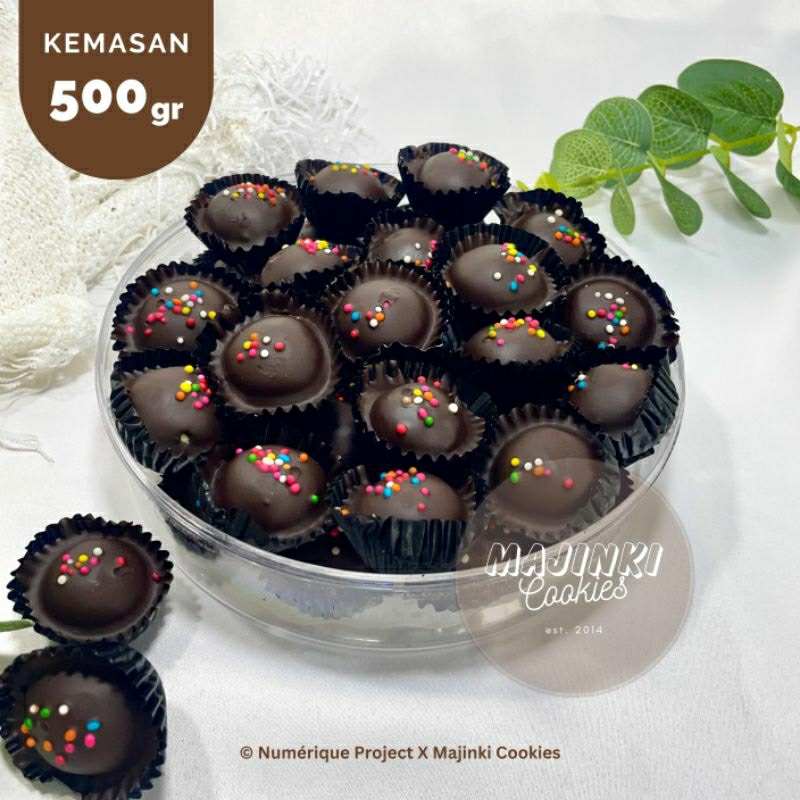 

KUE BOLA COKLAT | MAJINKI COOKIES PREMIUM | CHOCO BALL | KUE KERING BOLA COKLAT | KUE COKLAT | BUTTER COOKIES COKLAT | BUTTER COOKIES CHOCOLATE | KUE LEBARAN | KUE KERING PREMIUM