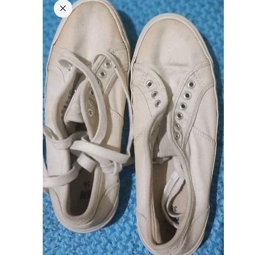 Sepatu Putih H&M