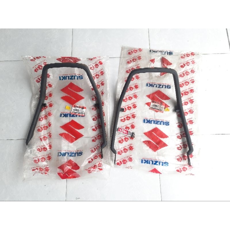 behel begel plenger SUZUKI RC 100 RC100 - BRAVO Original NOS