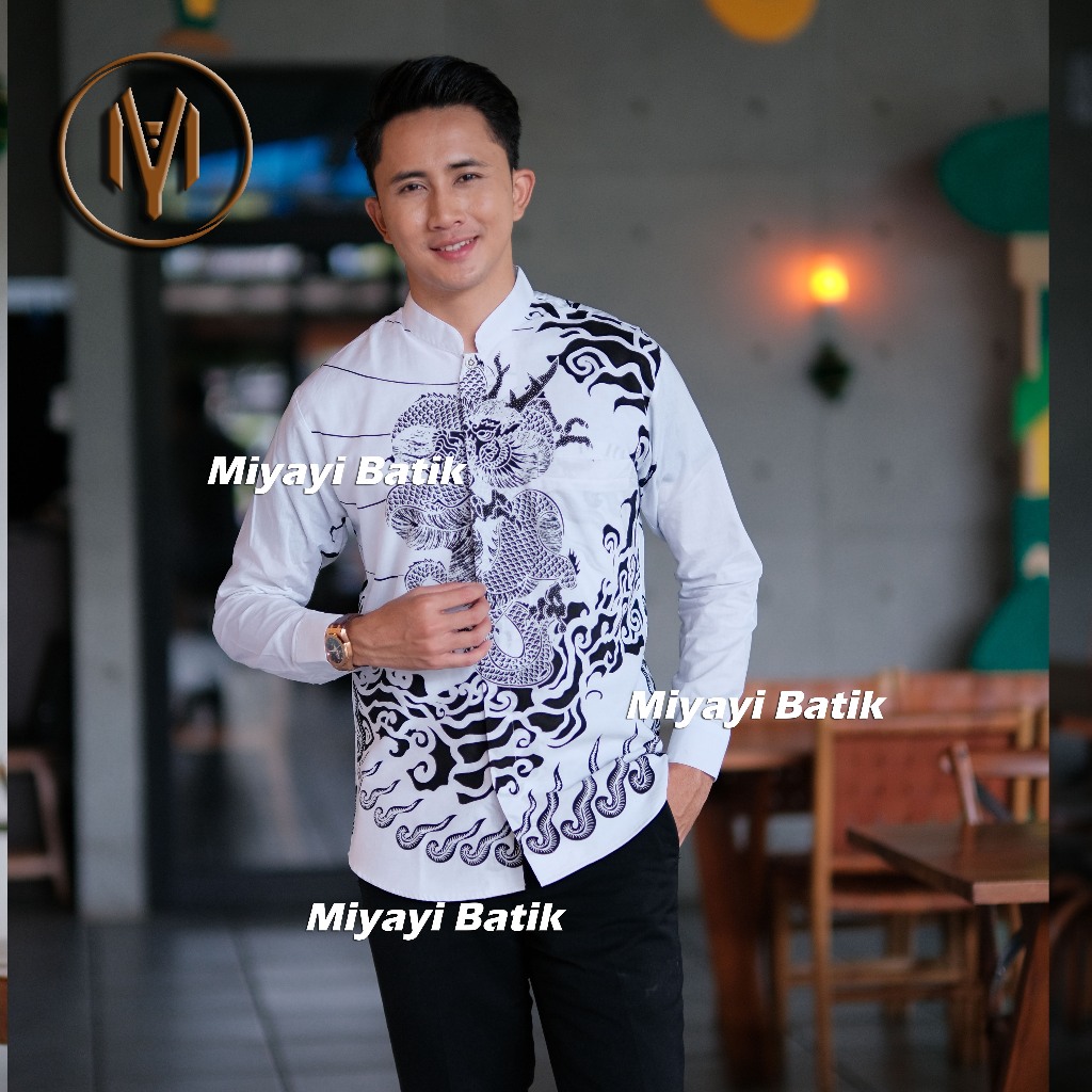 Kemeja batik motif naga putih kerah snghai slimfit katun warna putig lapis furing
