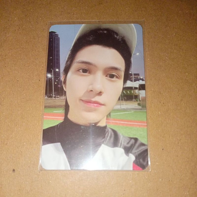 NCT WayV - Hendery Universe album ID MD Merch Merchandise TC Trading Card PC Photocard (baseball, se