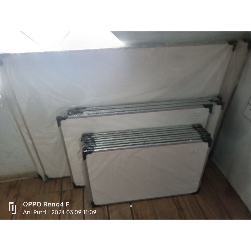 

papan tulis putih. white board. papan tulis alumunium. papan tulis multiplek ready stock