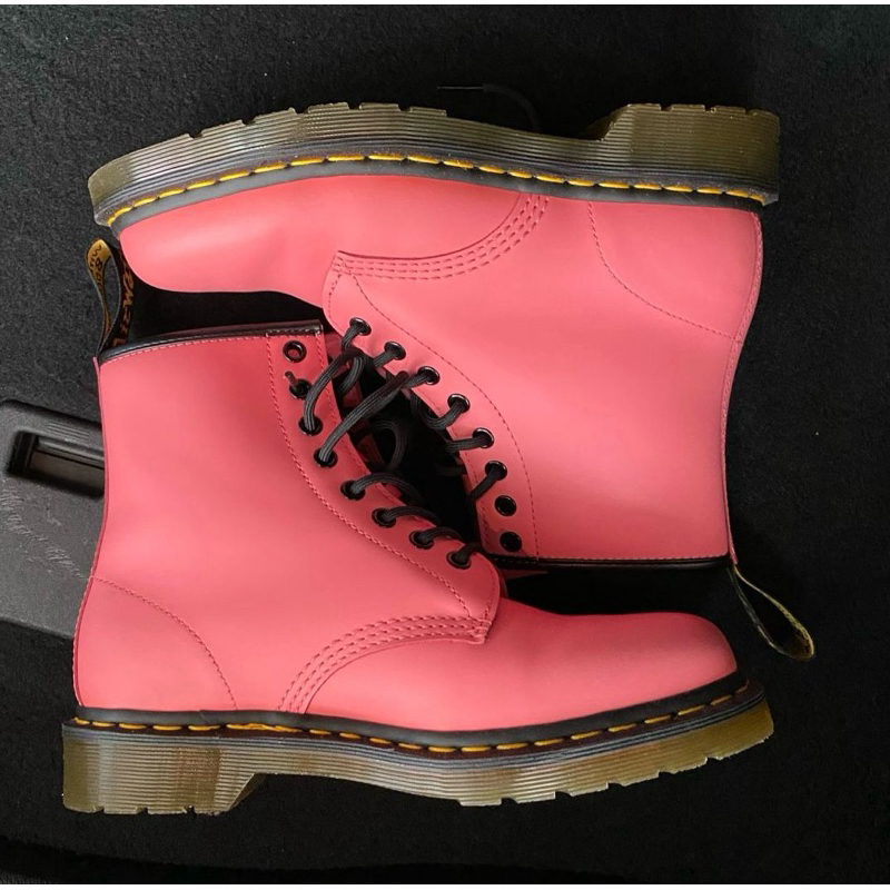 dr martens boots