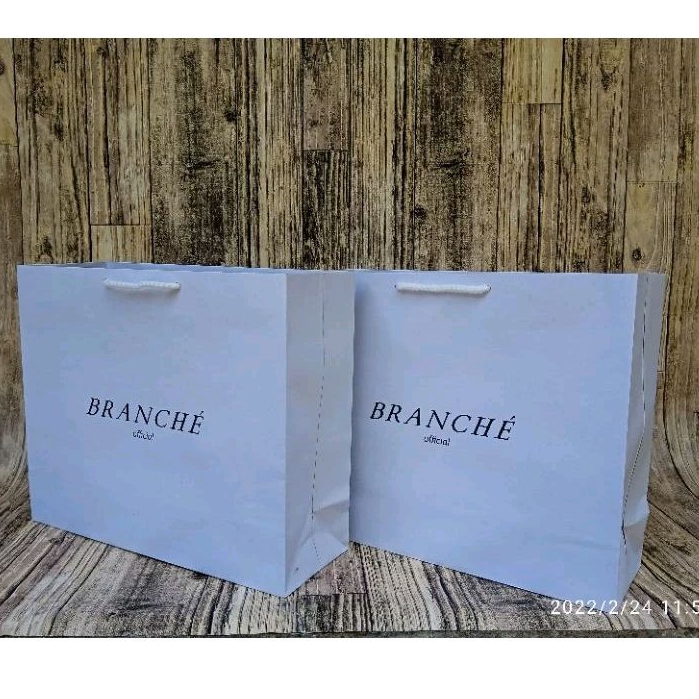 

Paperbag butik,baju,souvenir kraft putih 150gsm uk P30xL10xT25 free desain