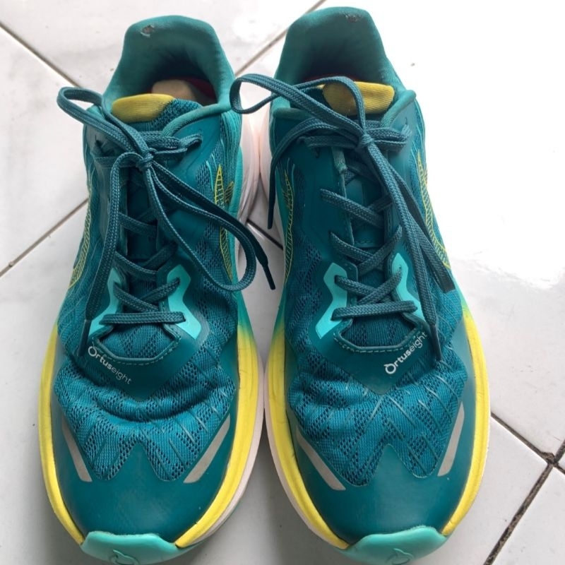 Sepatu Lari Ortuseight Hyperfuse 2.0 Sepatu Running Preloved