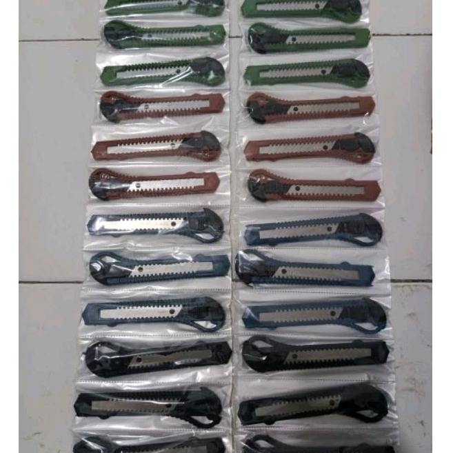 

Pisau cater yamata Dof Renteng