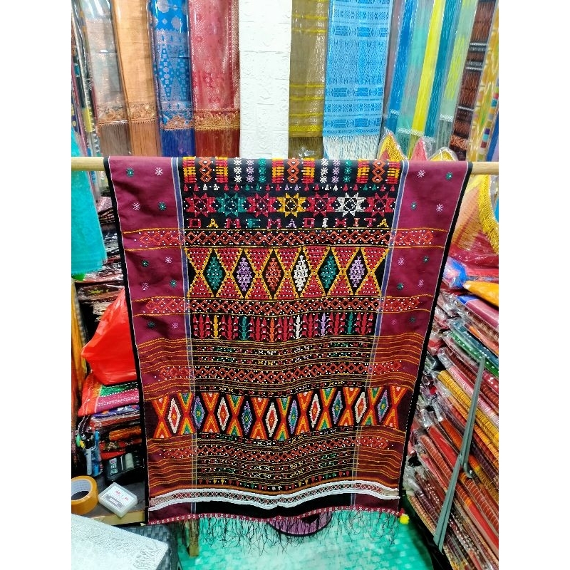 Ulos Sadum Angkola Toba Motif Sipirok Dasar Hitam Sisi Maron