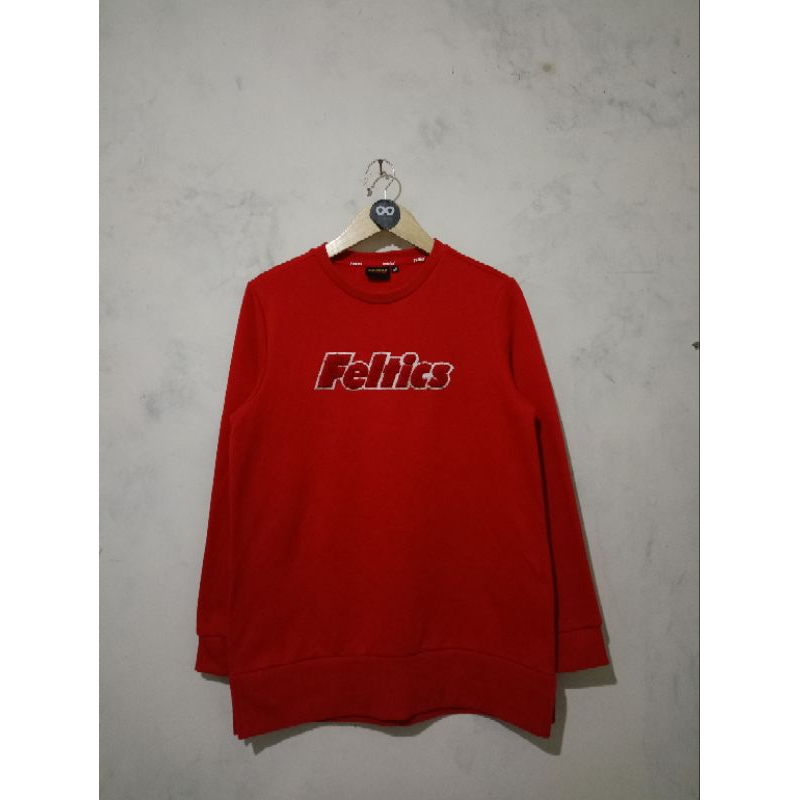 crewnec Feltics original