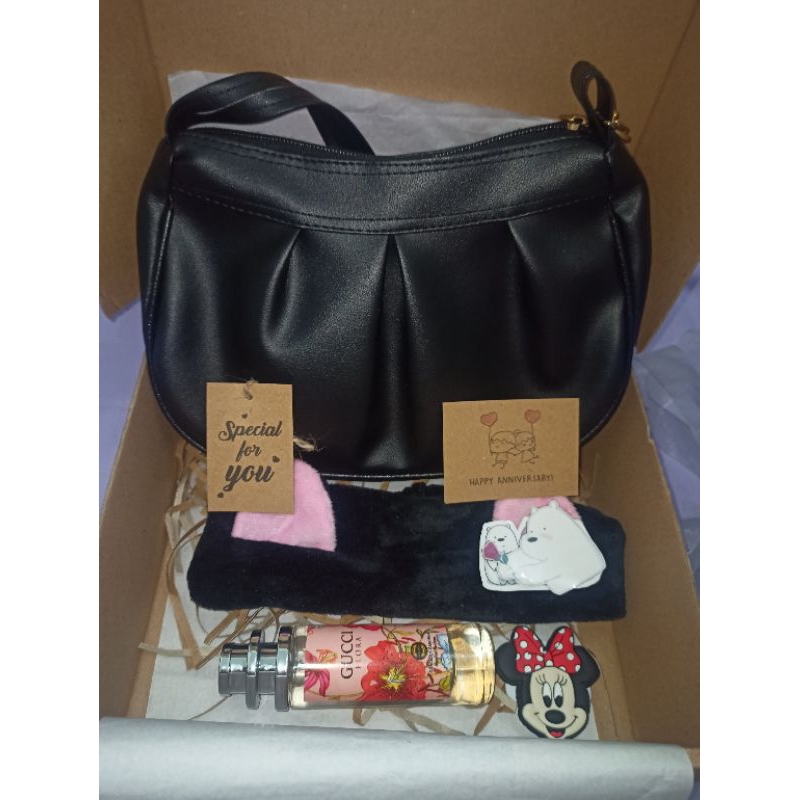 

Lily Hampers