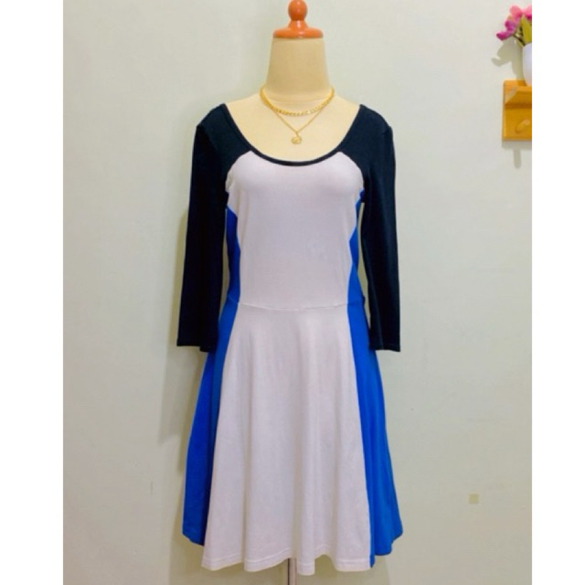 Dress mini midi casual import bahan cotton mix spandex model sabrina slim two tone color warna hitam biru elektrik birel basic - Dress 59168