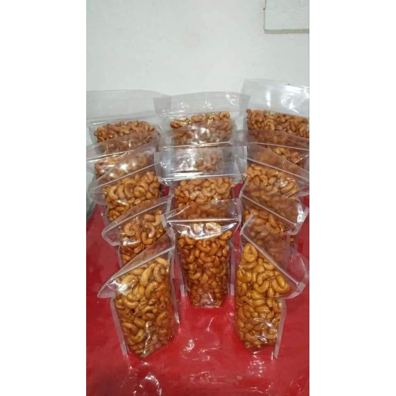 

Kacang Mente kemasan 1000 Gr Asli Sumenep