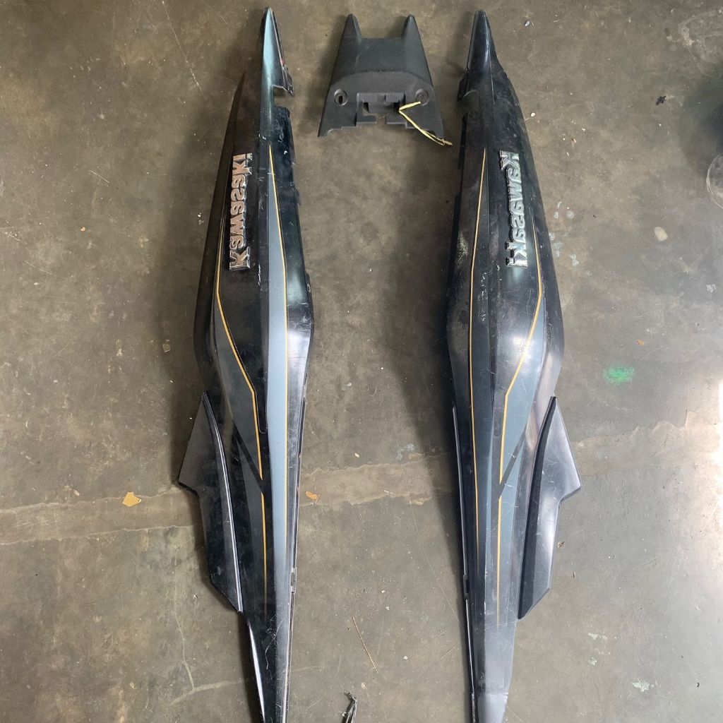 Cover dek body belakang set pet body Kawasaki ZX 130 zx130 Original copotan