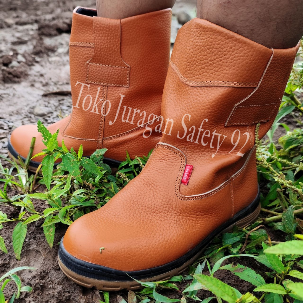 Sepatu Safety Kulit Sapi Ujung Besi Proyek Sol karet Mentah King KW Skn Tahan Minyak Batubara joger