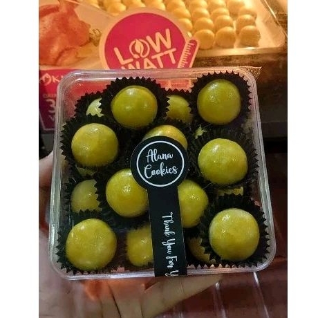 

nastar ori isi coklat sama nanas