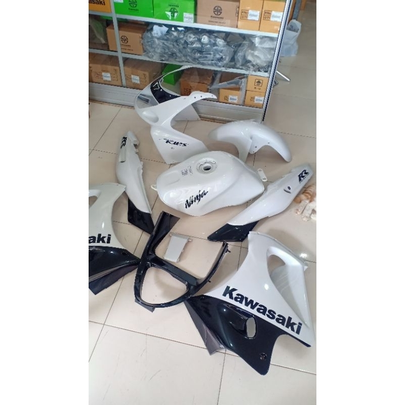 body set ninja RR old Albino