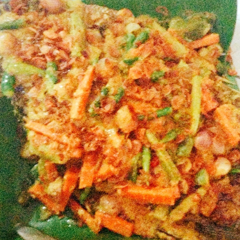 

Ikan Goreng Bumbu Pesmol