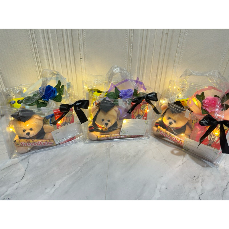 GIFT BAG BONEKA WISUDA / GIFT BAG / HAMPERS / GIFT SIDANG