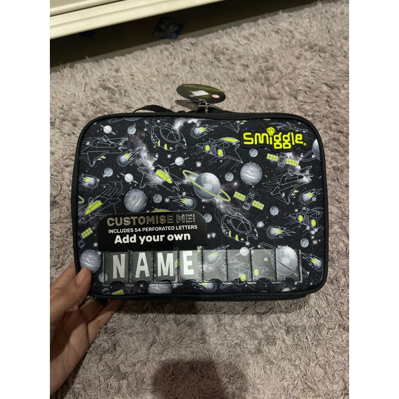 NEW smiggle attach lunchbox NEW