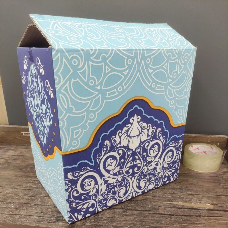 

Victoria Kardus Besar Parsel Lebaran Kardus parcel 30x20x30