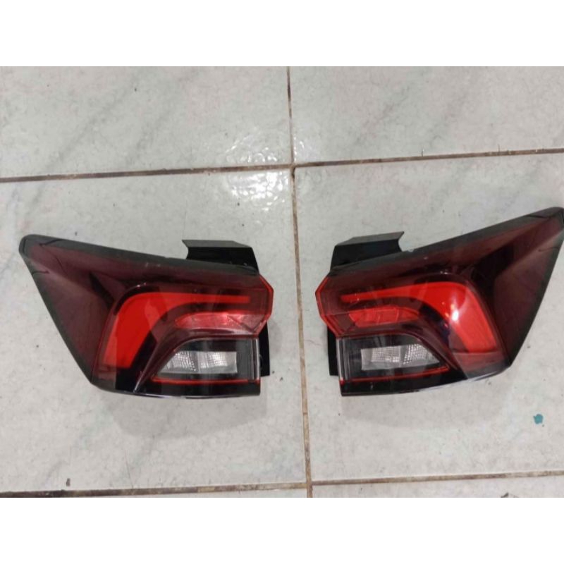 Stoplamp Lampu Belakang Avanza Veloz 2023