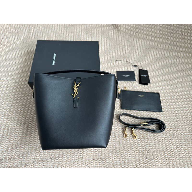 YSL LE 5À7 hobo / tas wanita