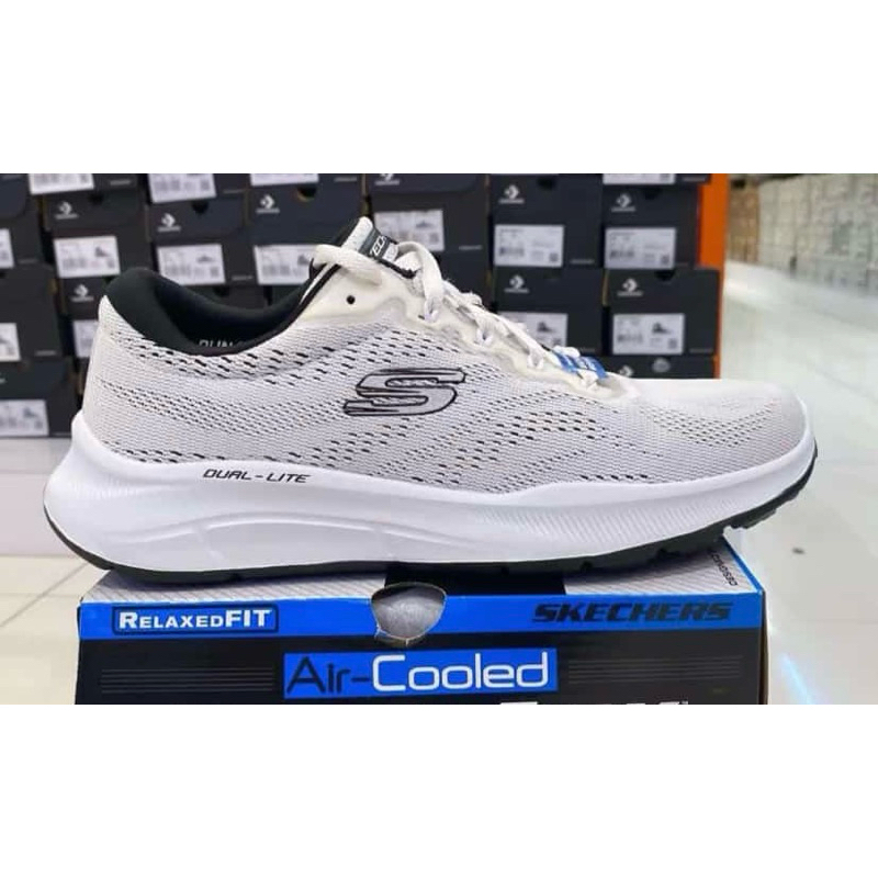 Sepatu Skechers Ukuran 42
