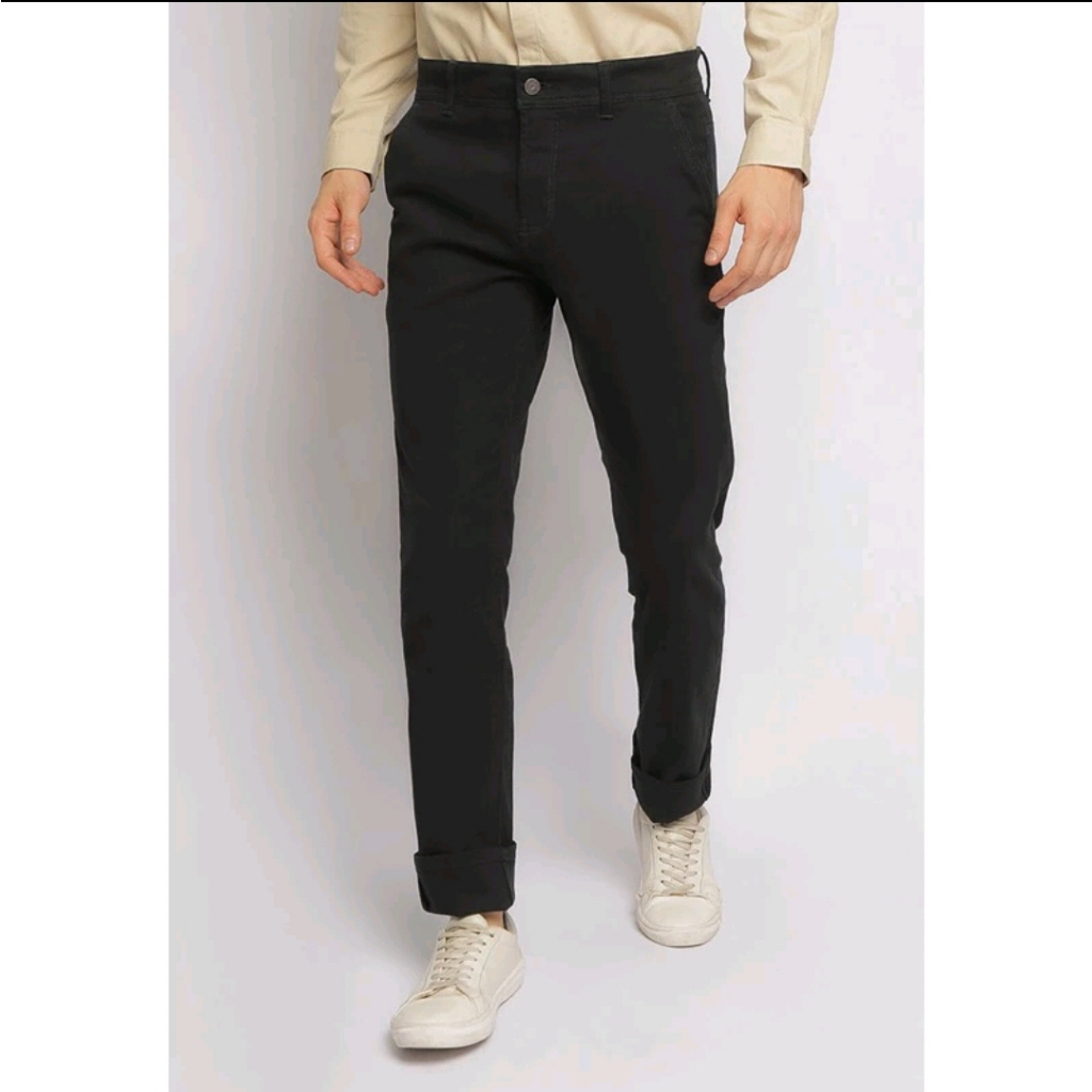 CELANA CHINO HITAM LOIS ORIGINAL SLS6016H