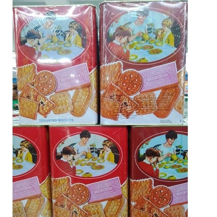 

Khongguan Biskuit red segi kotak 1600g