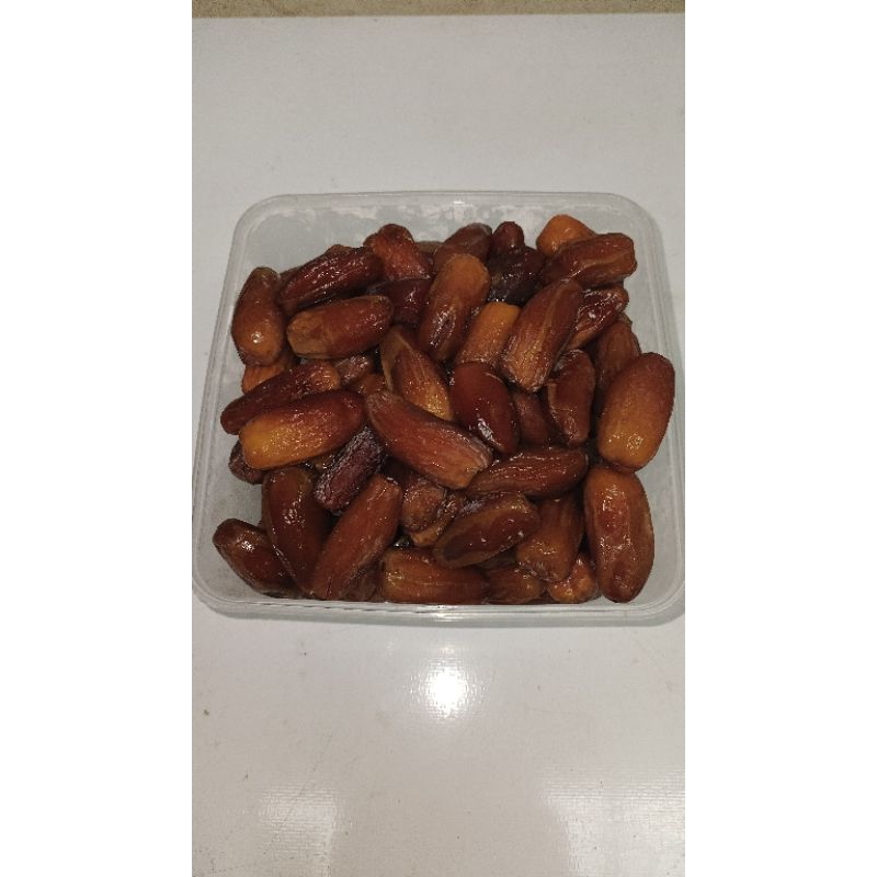 

Kurma Tunis Madu non tangkai Algeer kemasan 1kg