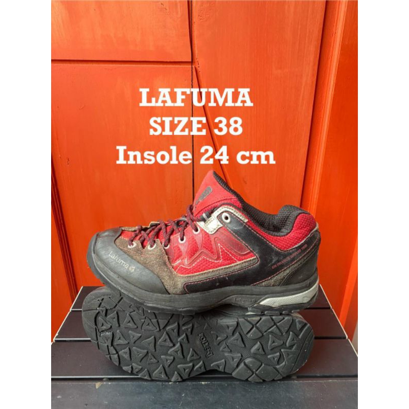 sepatu outdoor second lafuma 38