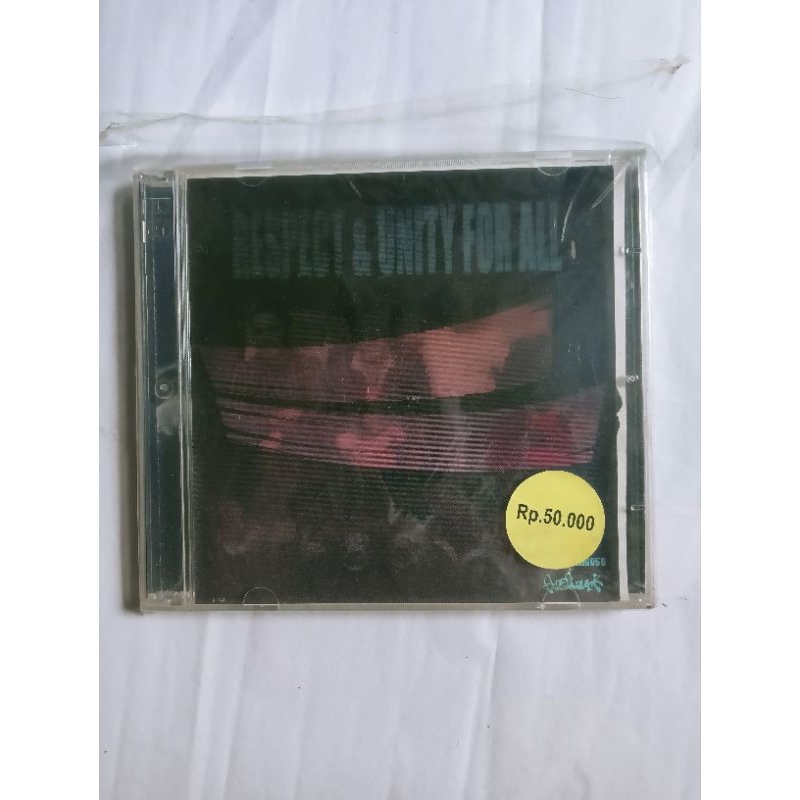 Kaset CD Second  -Bondan Prakoso & Fade 2 Black "Respect & Unity For All"