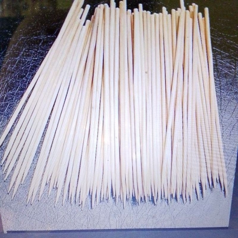 Tusuk Sate halus 100 tusuk 30cm