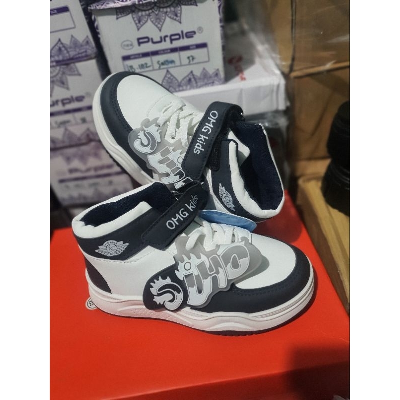 LELANGAN SANDAL SEPATU RANDOM LIVE