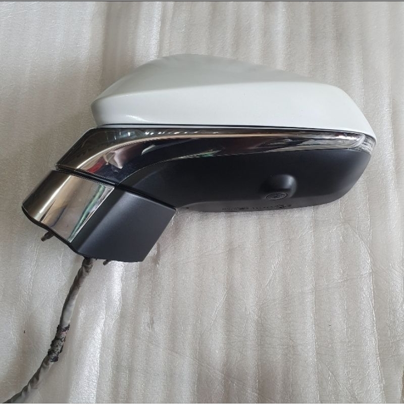 Spion Lexus RX 300 RX300 Original Lexus Tahun 2015 2016 2017 2018 2019 2020 2021 2022 1pcs