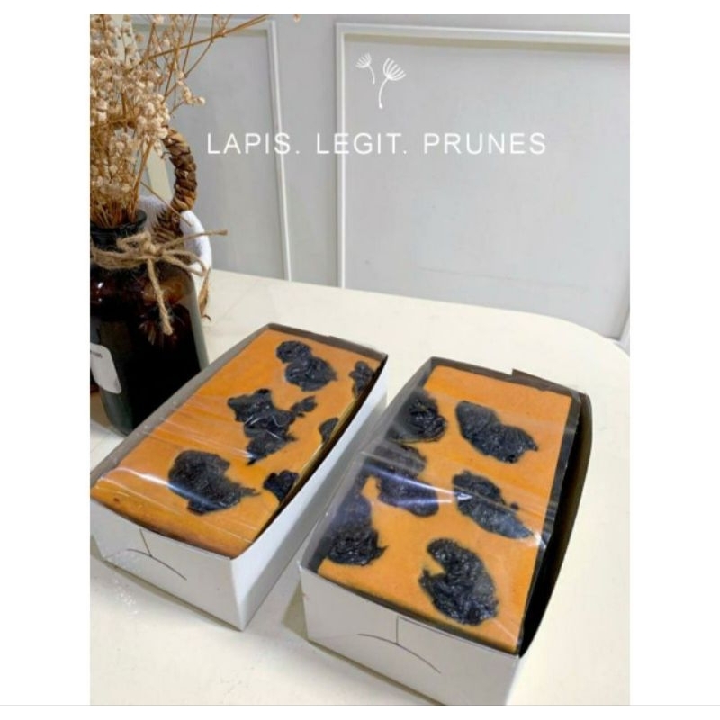 

Lapis Legit Prunes Wisman mix ButterSize Size 20x20