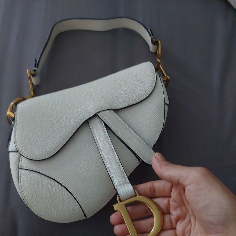 preloved tas mini sadle dior putih