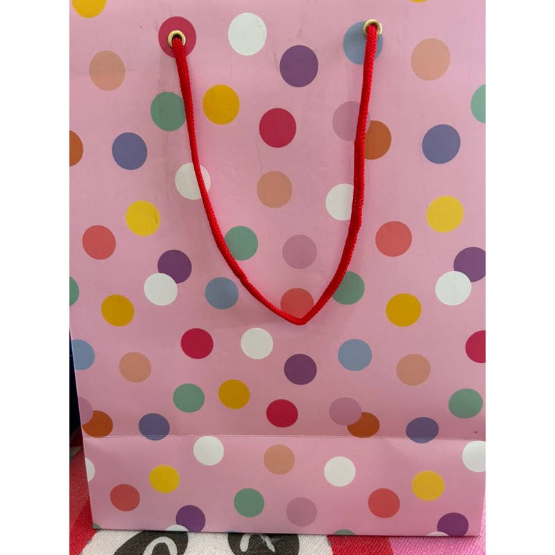 

PAPERBAG ukuran panjang 27 cm tinggi 30 cm lebar 12cm