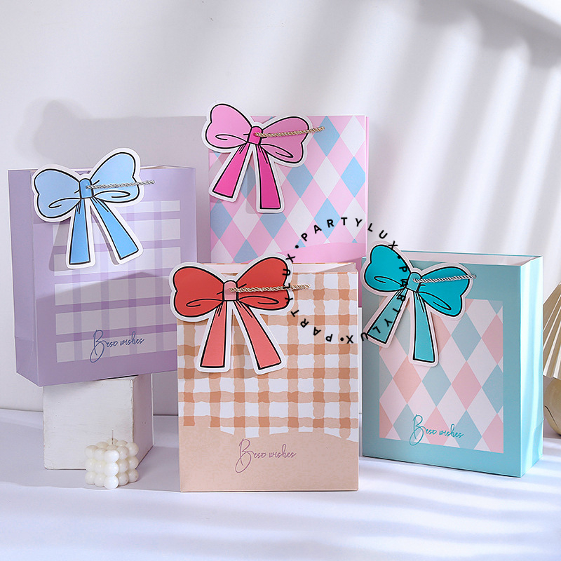 

Paper Bag Kado Motif Pita / Goodie Bag / Tas Kado Ulang Tahun